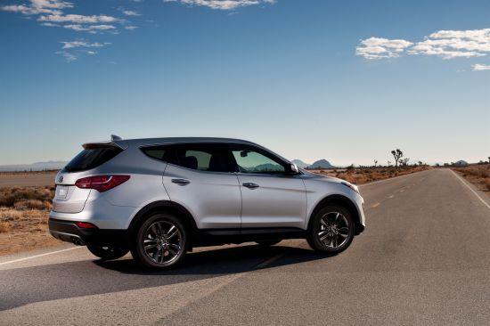 2012 Hyundai Santa Fe © Hyundai Motor America